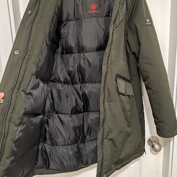 Canadiana | Women’s Size Large Dark Green Parka With Hood - Picture 6 of 9